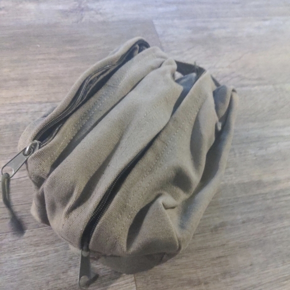 Gray Toiletry Bag with Durable Canvas Material - Picture 1 of 5